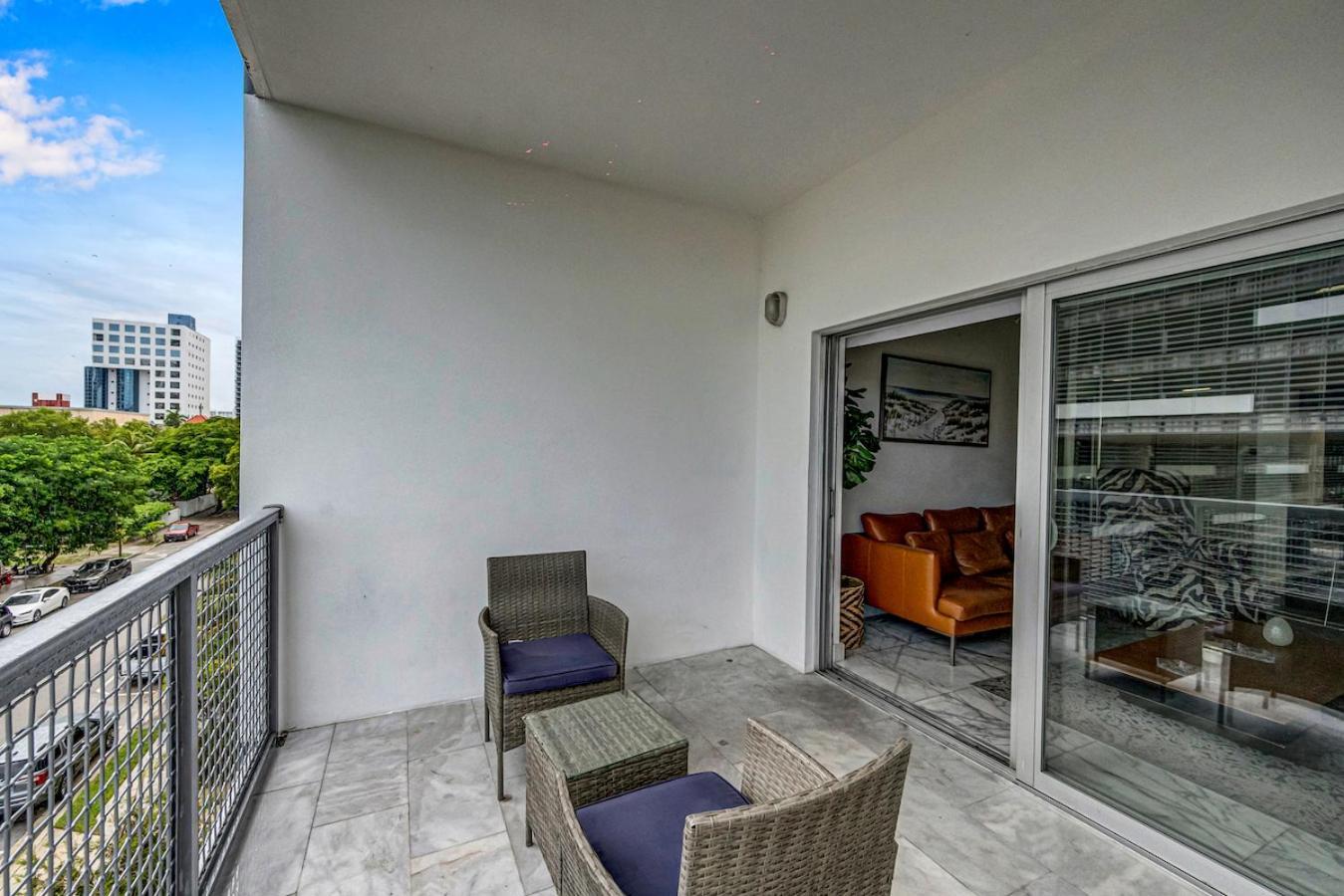 Subtle 2 Bed In Edgewater Near Downtown With Free Parking Lägenhet Miami Exteriör bild