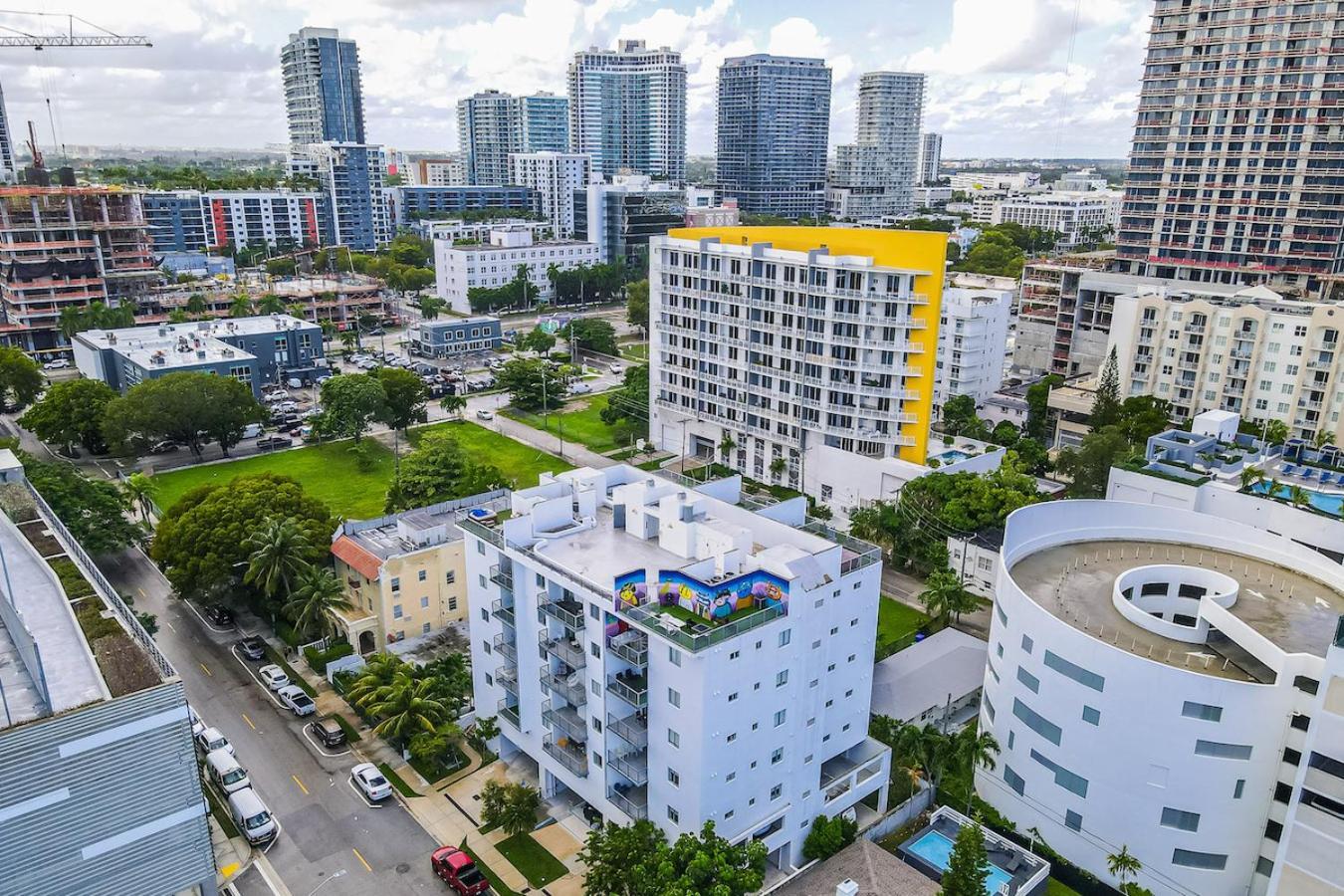 Subtle 2 Bed In Edgewater Near Downtown With Free Parking Lägenhet Miami Exteriör bild